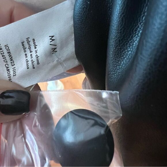 NWT WeWoreWhat Faux fur Sherpa blazer with front pockets size Medium women's - Picture 12 of 16